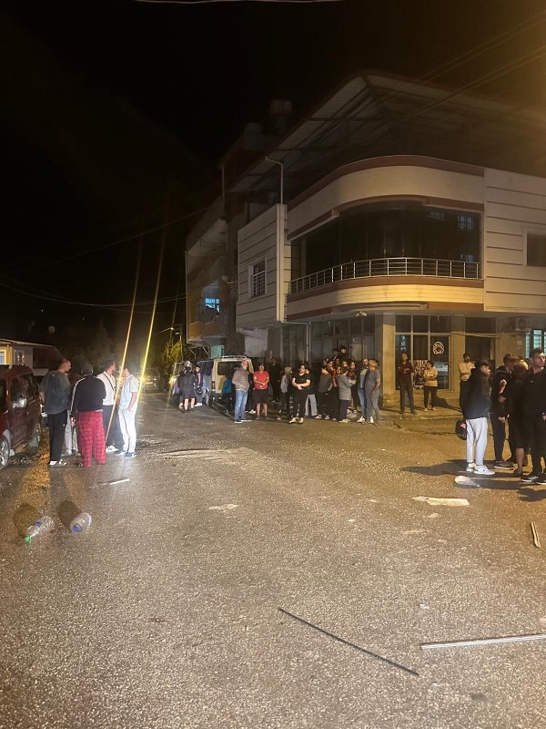 Yangın çıkan fırında tüp patladı: 9 yaralı