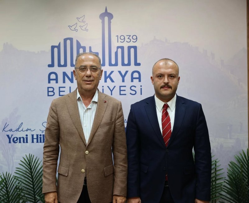 BAŞKAN YAPAR, ÜLKÜ OCAKLARI HEYETİNİ AĞIRLADI