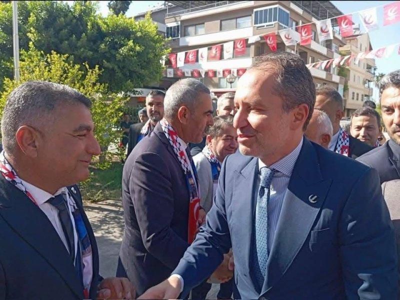 YENİDEN REFAH’TAN HATAY’DA GÖVDE GÖSTERİSİ