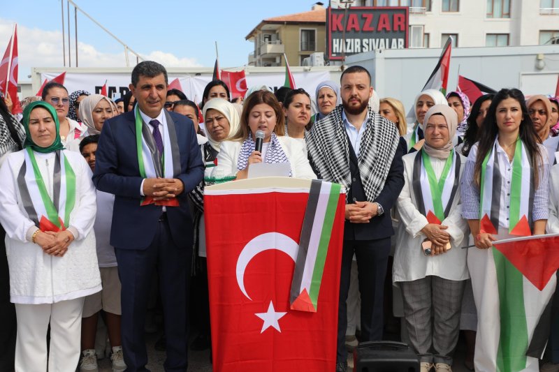 HATAY’DAN DÜNYAYA VİCDAN ZİNCİRİ: “GAZZE İÇİN EL ELE”