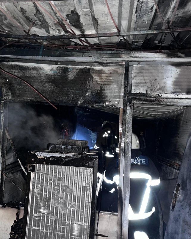 Antakya’da konteyner yangını