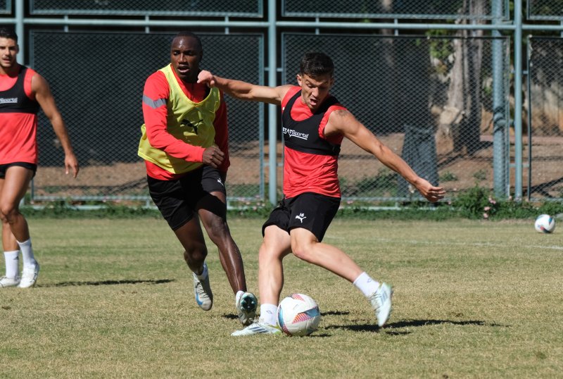 Hatayspor'da Kayserispor mesaisi sürüyor