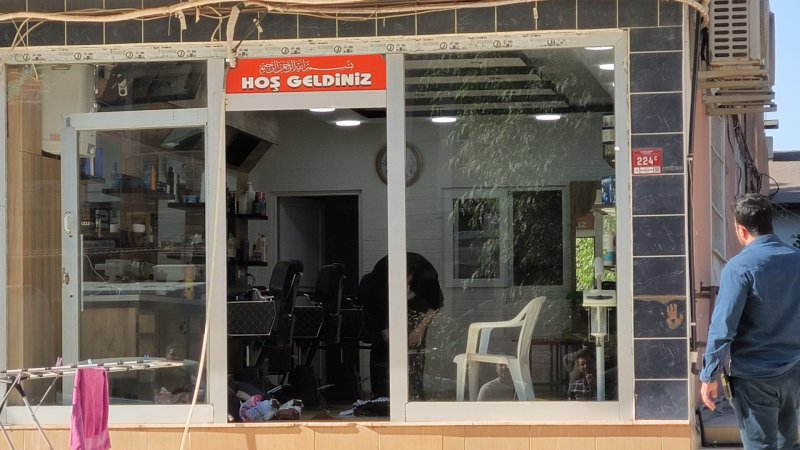 Hatay'da berberde şüpheli çanta paniği