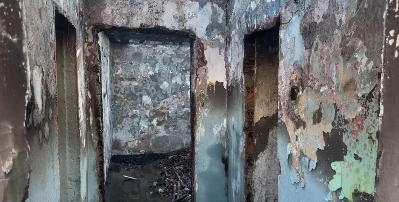  Madde bağımlısı genç ailesinin yaşadığı evi ateşe verdi