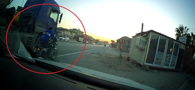 Hatay'da Motosikletli Tehlike Yarattı