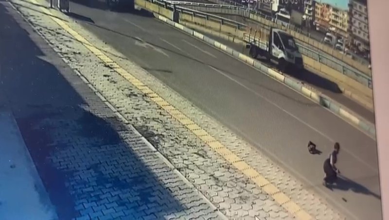 Bir anlık dikkatsizlik ölümle burun buruna getirdi