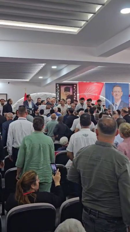 CHP Samandağ ilçe kongresinde kavga çıktı