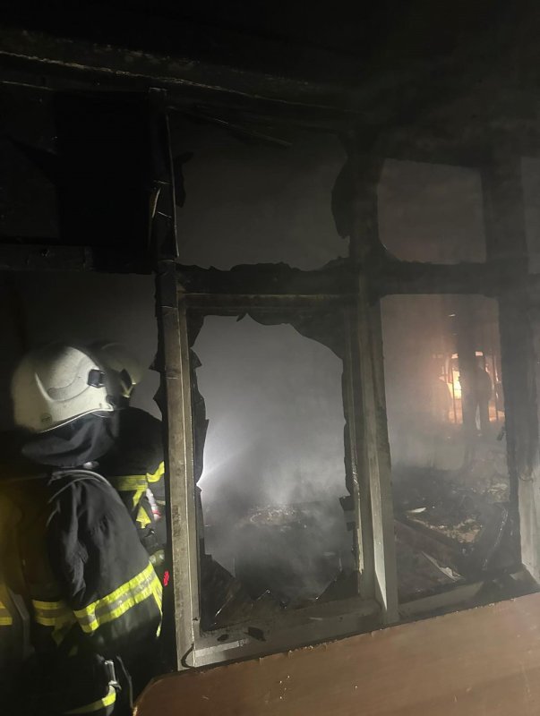 Samandağ’da yanan ev kullanılmaz hale geldi