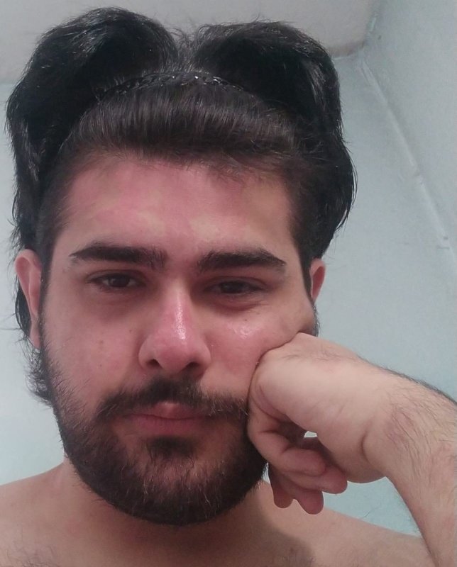 Depremin ardından eve kapanan genç sanal dünyaya bağımlı hale geldi