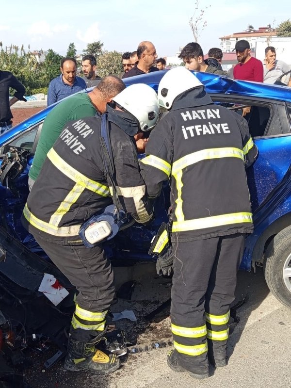 Samandağ’da trafik kazası: 5 yaralı