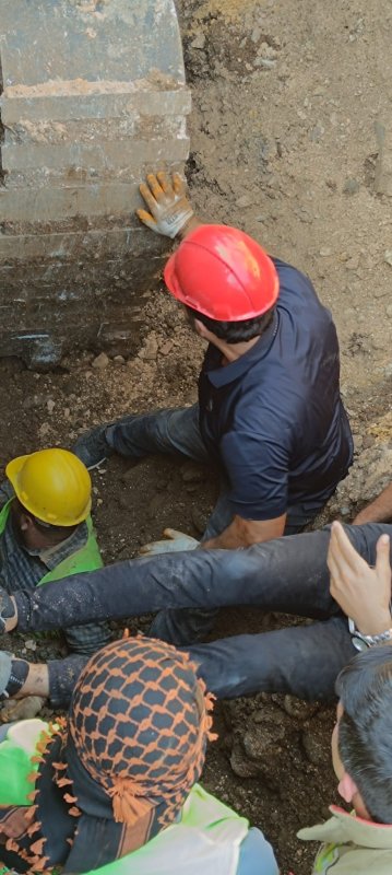 Şantiye alanında yaşanan göçükte mahsur kalan işçi kurtarıldı