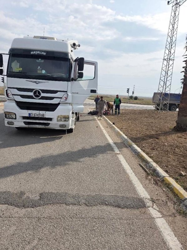 Tırla çarpışan motosikletin sürücüsü öldü
