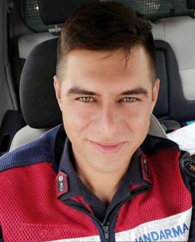 Kansere karşı mücadelesini kaybeden uzman çavuş son yolculuğuna uğurlandı