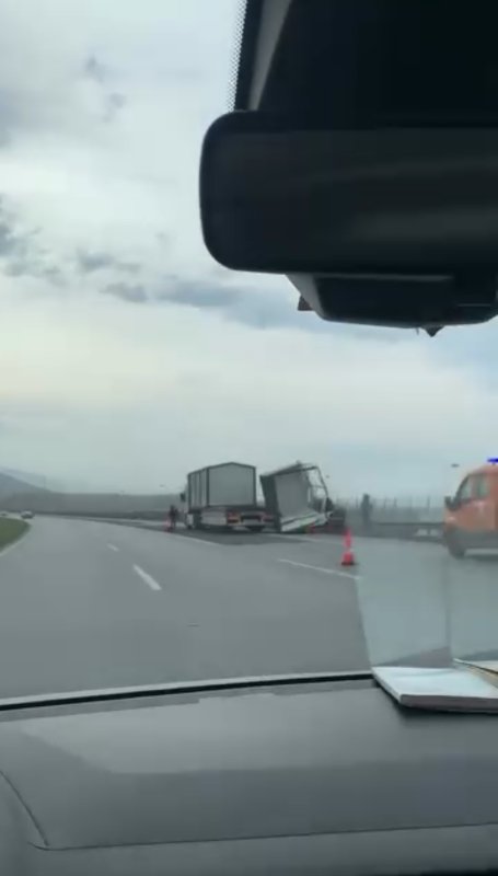 Hatay'da kuvvetli fırtına etkisini hissettirdi