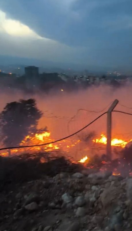 Hatay'da otluk alanda çıkan yangın kısa sürede söndürüldü