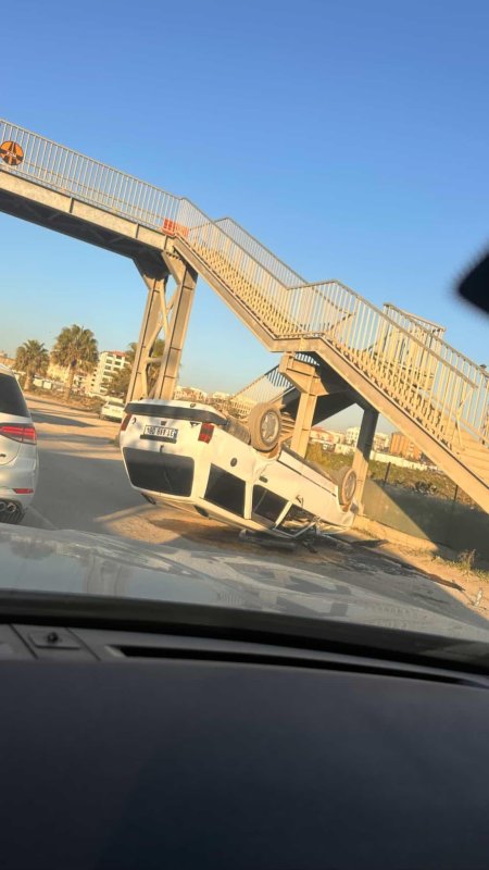 Takla atarak hurdaya dönen Tofaş'ın sürücüsü yaralandı