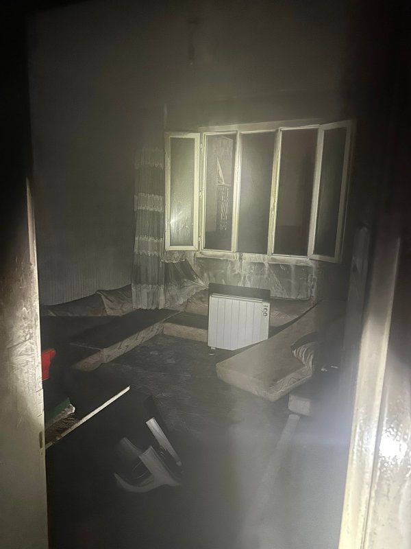 Hatay'da müstakil ev alevlere teslim oldu