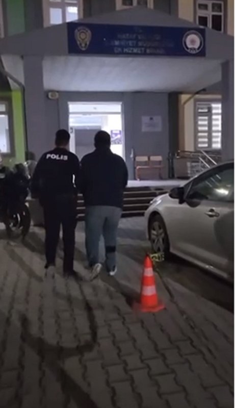 Defne'de bilişim sistemleri hırsızlığı şüphelisi tutuklandı