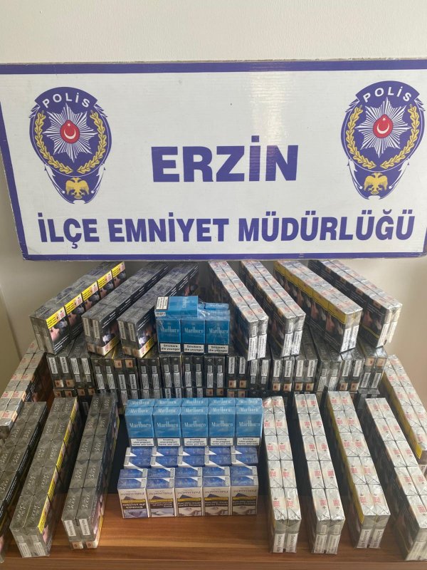 Erzin’de araçtan 510 paket gümrük kaçağı sigara çıktı