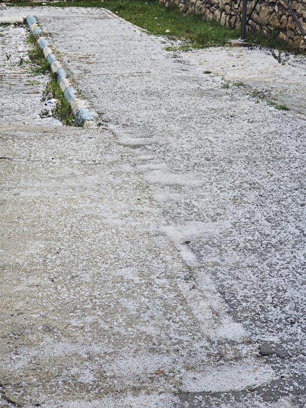 Hatay'da dolu yağışı