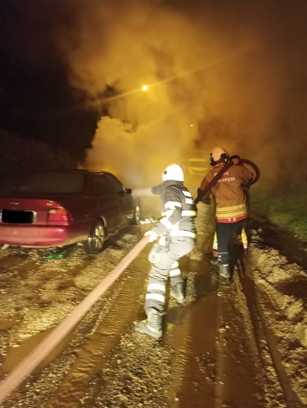 Yayladağı’nda otomobil yangını