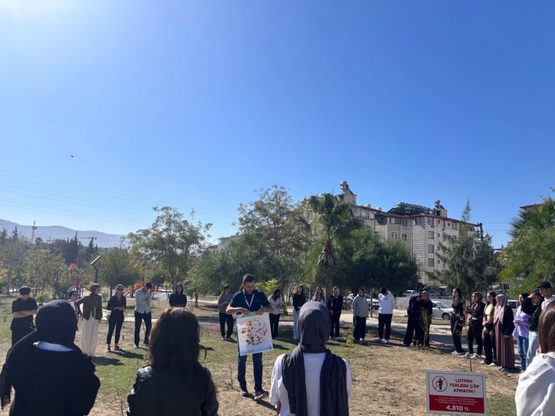 GENÇLİK AKADEMİSİ’NDE SAĞLIK VE BAŞARI BULUŞMASI