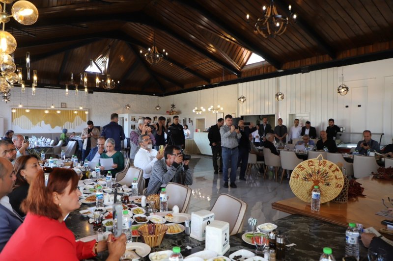 SARI: ALTINÖZÜ’MÜZÜ DÜNYAYA TANITIYORUZ