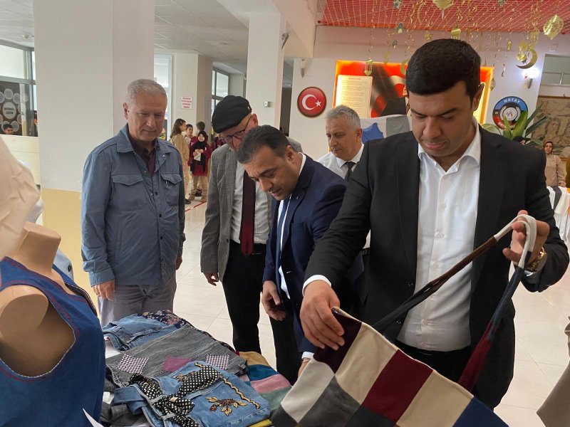 YIL SONU SERGİSİ GÖZ DOLDURDU