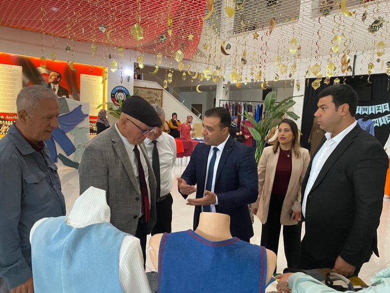 Sergiye; Antakya İlçe Milli Eğitim Müdür Vekili Halil İbrahim Bahadır, Şube Müdürleri Turan Aksu ve Hüdaverdi Yaylacı, Nedime Keser Halk Eğitim Merkezi Müdürü Mehmet Keskin, Kurslardan Sorumlu Müdür Yardımcısı Barış Körkü, Hatay Ortaokulu Müdürü Ali Demir, kurs öğretmeni Ayten Konç 