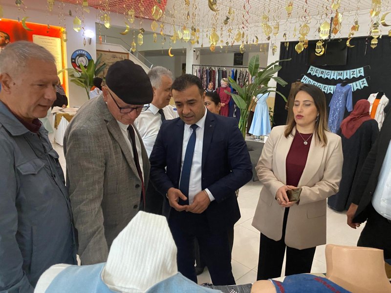 Sergiye; Antakya İlçe Milli Eğitim Müdür Vekili Halil İbrahim Bahadır, Şube Müdürleri Turan Aksu ve Hüdaverdi Yaylacı, Nedime Keser Halk Eğitim Merkezi Müdürü Mehmet Keskin, Kurslardan Sorumlu Müdür Yardımcısı Barış Körkü, Hatay Ortaokulu Müdürü Ali Demir, kurs öğretmeni Ayten Konç 