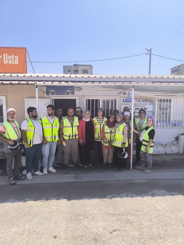 HATAY'DA KARDEŞLİK ÇARŞISINA KADIN ELİ DEĞDİ