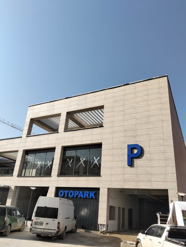 Antakya'nın Atatürk Caddesi'nde Yenilikler: Mahfel Çarşı ve Yeni Otopark Alanı