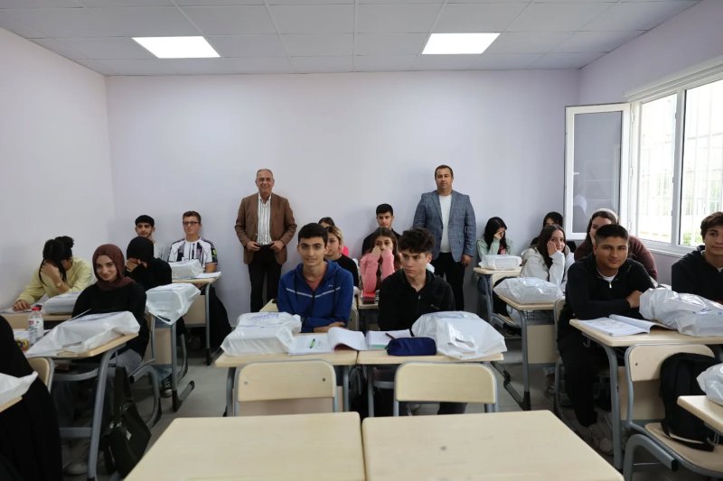 YAPAR: “EĞİTİME DESTEK EN GÜZEL GÖREVİMİZ”