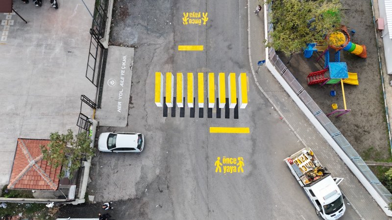 3 BOYUTLU YAYA GEÇİDİ FARKINDALIK YARATTI