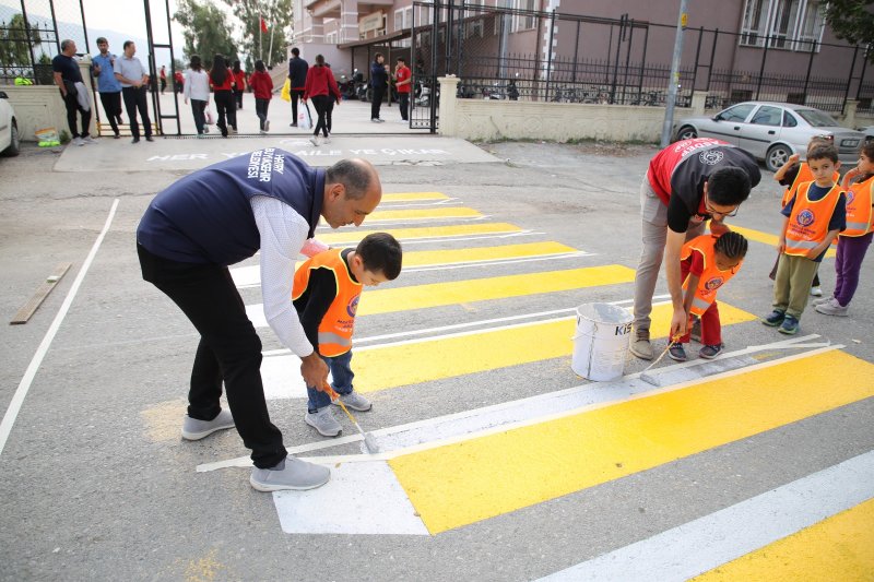 3 BOYUTLU YAYA GEÇİDİ FARKINDALIK YARATTI