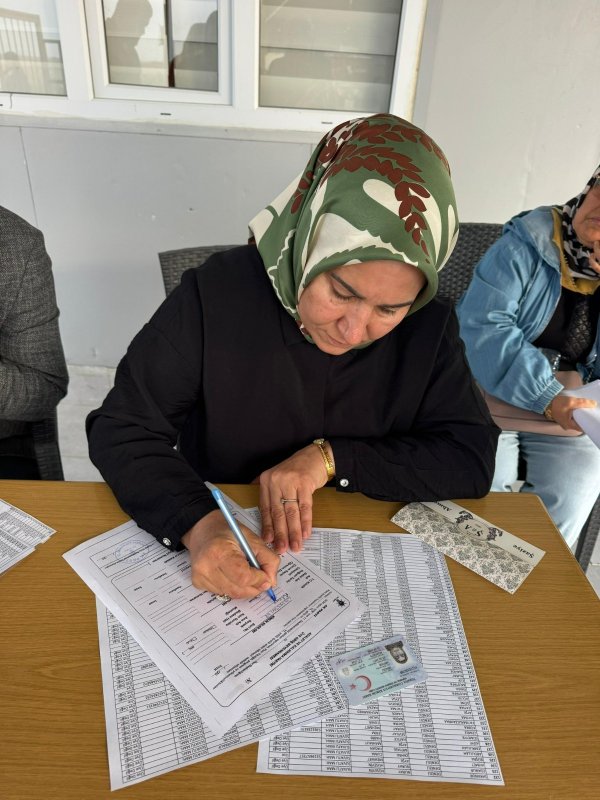 AK KADINLAR SAHADA GÜCÜNÜ ARTIRIYOR