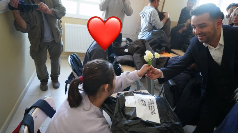 AK PARTİLİLERDEN ÖZEL ZİYARET 