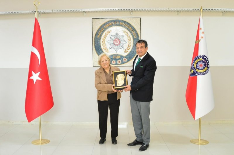 HATAY EMNİYETİNDEN KORUNMAYA MUHTAÇ ÇOCUKLARA DESTEK