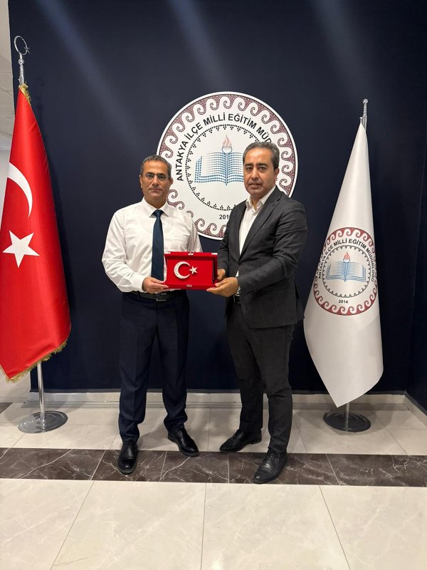 İSMİ DEĞİŞEN OKUL YÖNETİMİ ZİYARETLERDE BULUNDU