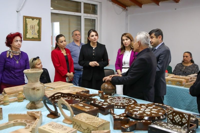 PROTOKOL EŞLERİNDEN İSKENDERUN HEM’E ZİYARET 