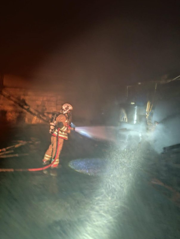 Hatay OSB’de küspe fabrikası yandı