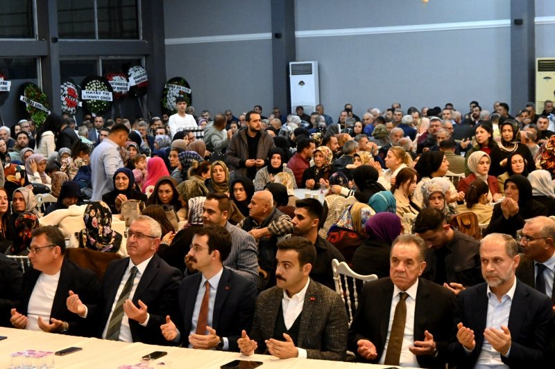 MERHUME GÜL DUALARLA ANILDI