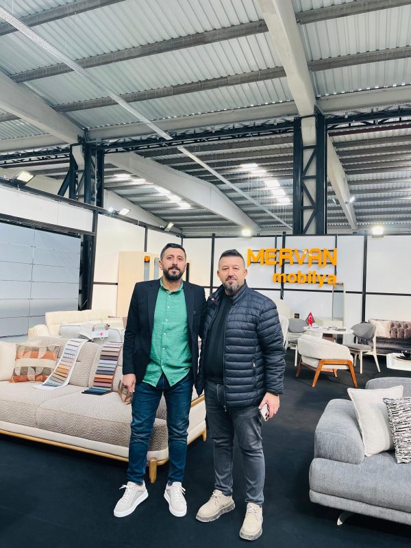 MERVAN MOBİLYA STANDINA YOĞUN İLGİ