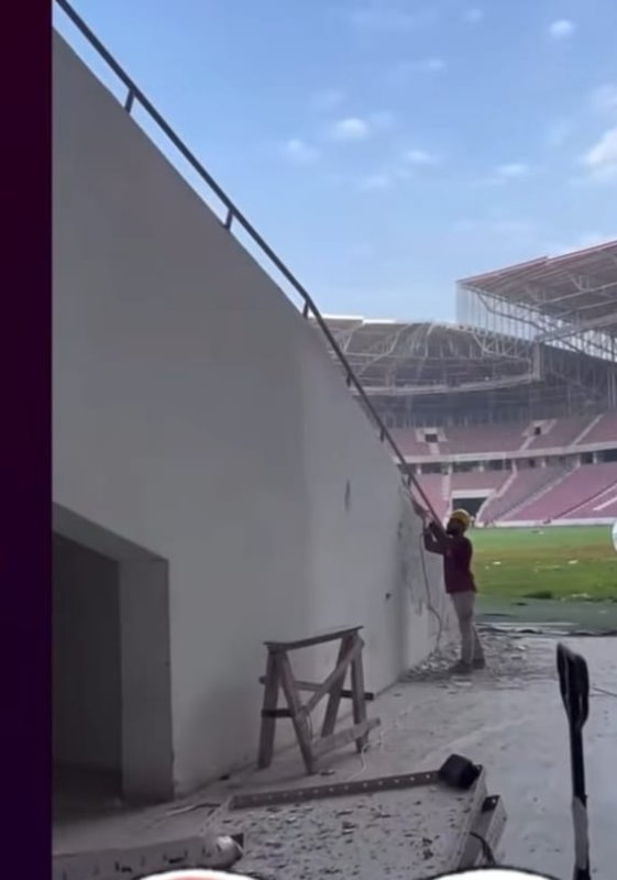 HATAY STADYUMU YENİDEN HAYATA DÖNÜYOR