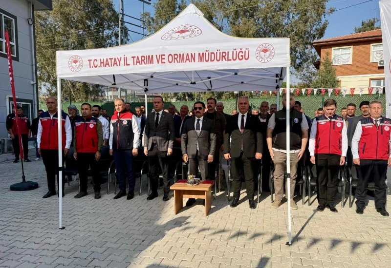 HATAYLI ÇİFTÇİLERE KIRKMA MAKİNELERİ DAĞITILDI