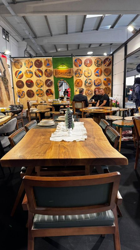 GÖKÇESAN MOBİLYA STANDINA FUARDA YOĞUN İLGİ