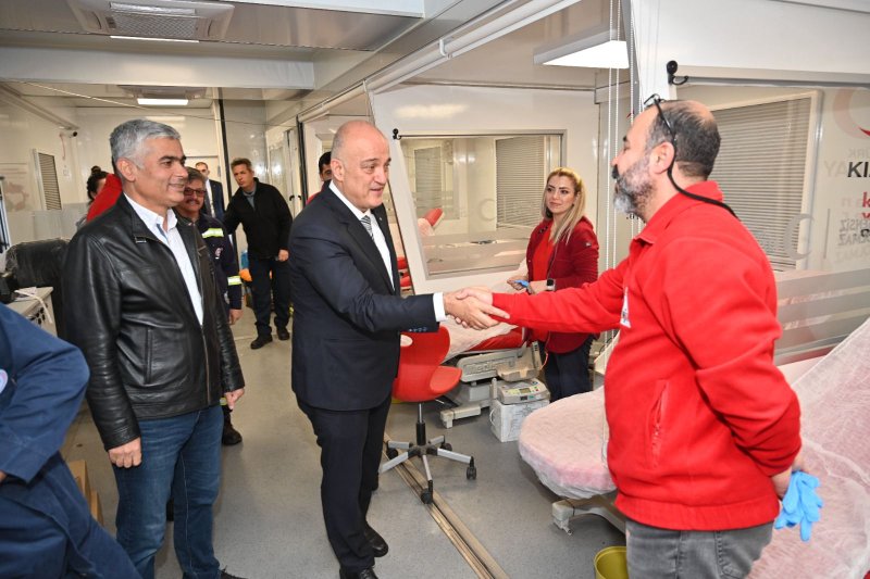 İSDEMİR’DE KAN BAĞIŞI SEFERBERLİĞİ BAŞLADI