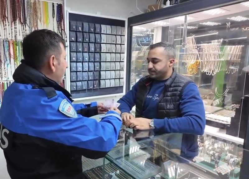 UZUN ÇARŞI ESNAFI BİLGİLENDİRİLDİ 