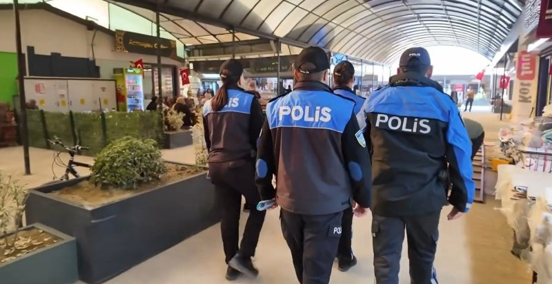 UZUN ÇARŞI ESNAFI BİLGİLENDİRİLDİ