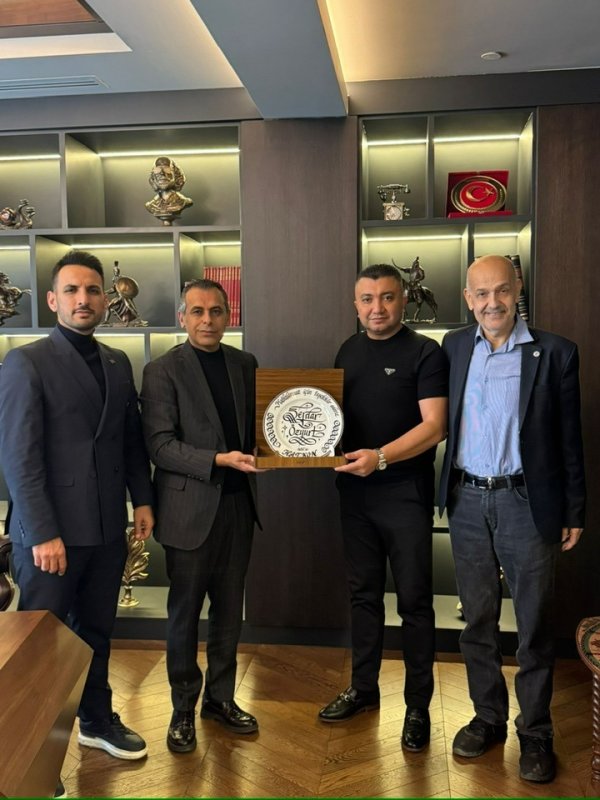 HATKON'DAN ÖZYURT’A TEŞEKKÜR PLAKETİ